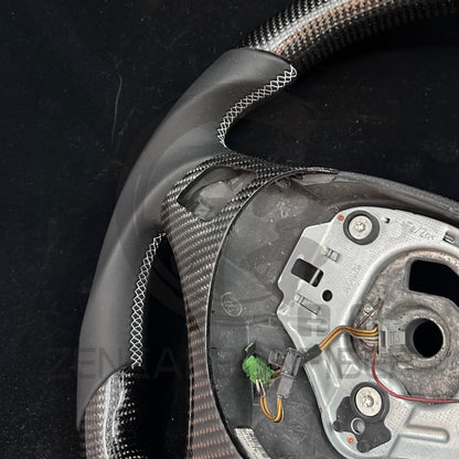 2006-2011 BMW E9X/E8X Sport Carbon Fiber Steering Wheel
